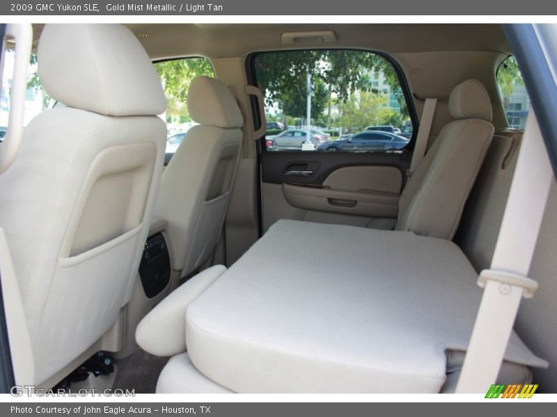 Gold Mist Metallic / Light Tan 2009 GMC Yukon SLE