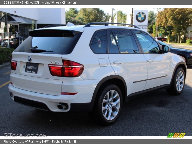 Alpine White / Cinnamon 2011 BMW X5 xDrive 35i