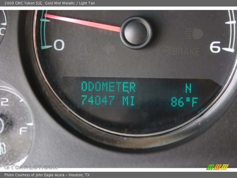 Gold Mist Metallic / Light Tan 2009 GMC Yukon SLE