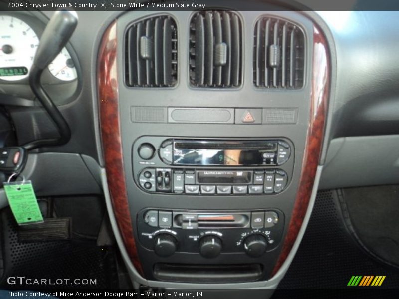Controls of 2004 Town & Country LX