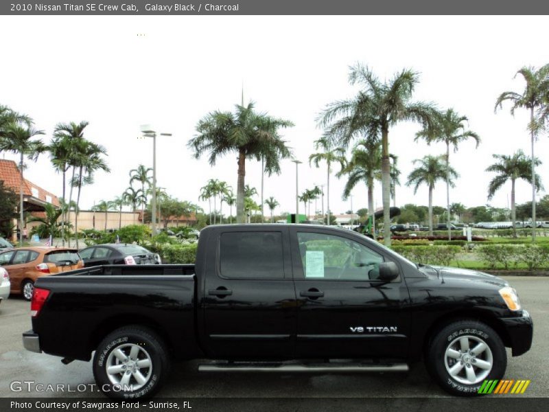 Galaxy Black / Charcoal 2010 Nissan Titan SE Crew Cab