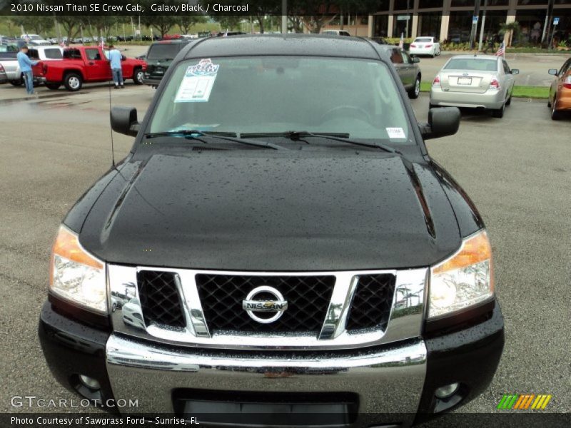 Galaxy Black / Charcoal 2010 Nissan Titan SE Crew Cab