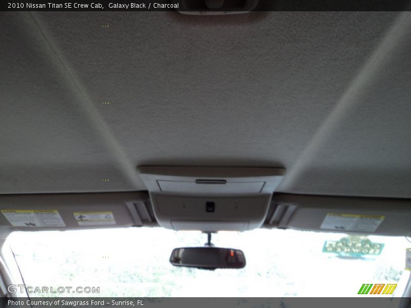 Galaxy Black / Charcoal 2010 Nissan Titan SE Crew Cab