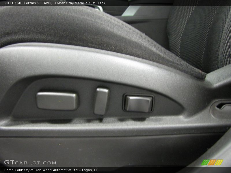 Cyber Gray Metallic / Jet Black 2011 GMC Terrain SLE AWD