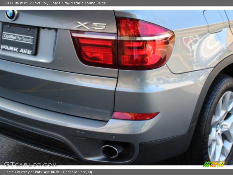 Space Gray Metallic / Sand Beige 2011 BMW X5 xDrive 35i