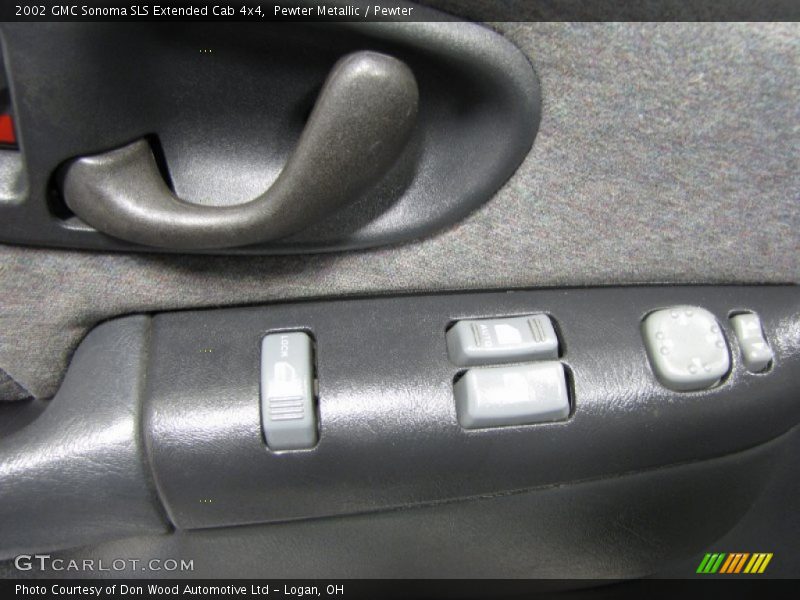 Pewter Metallic / Pewter 2002 GMC Sonoma SLS Extended Cab 4x4