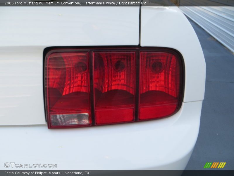 Performance White / Light Parchment 2006 Ford Mustang V6 Premium Convertible