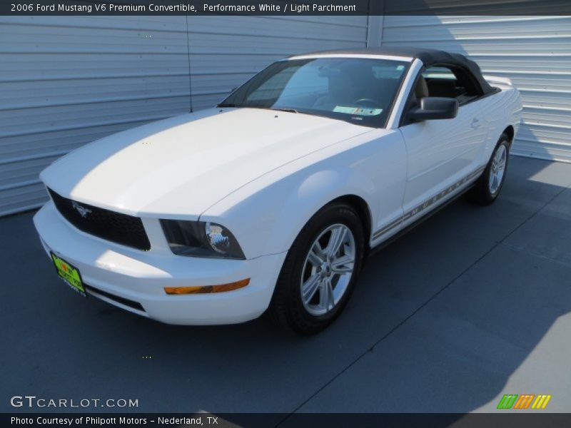 Performance White / Light Parchment 2006 Ford Mustang V6 Premium Convertible