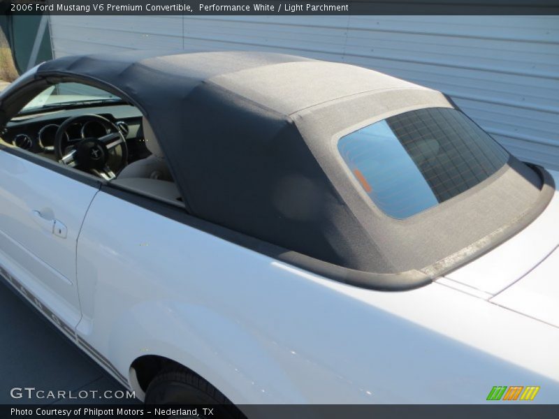 Performance White / Light Parchment 2006 Ford Mustang V6 Premium Convertible
