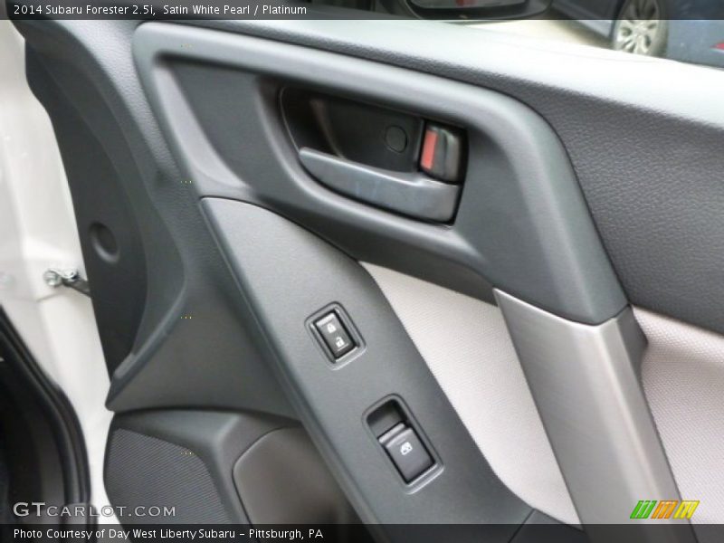 Satin White Pearl / Platinum 2014 Subaru Forester 2.5i