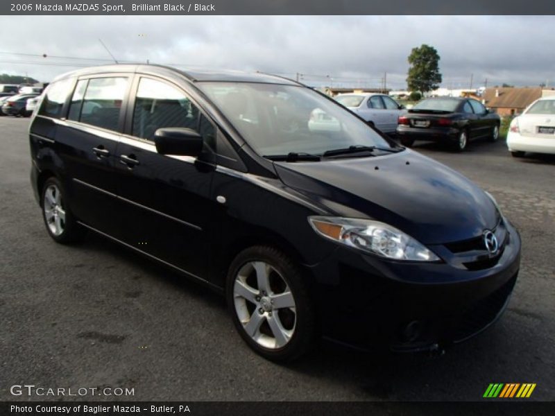 Front 3/4 View of 2006 MAZDA5 Sport