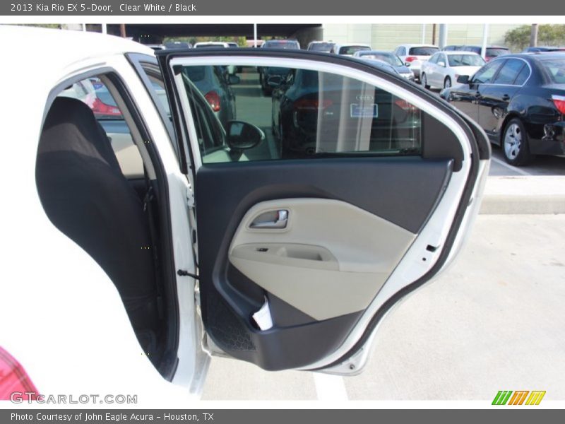 Clear White / Black 2013 Kia Rio EX 5-Door