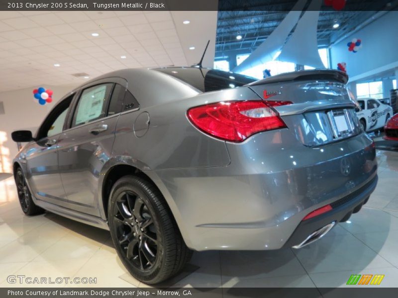 Tungsten Metallic / Black 2013 Chrysler 200 S Sedan