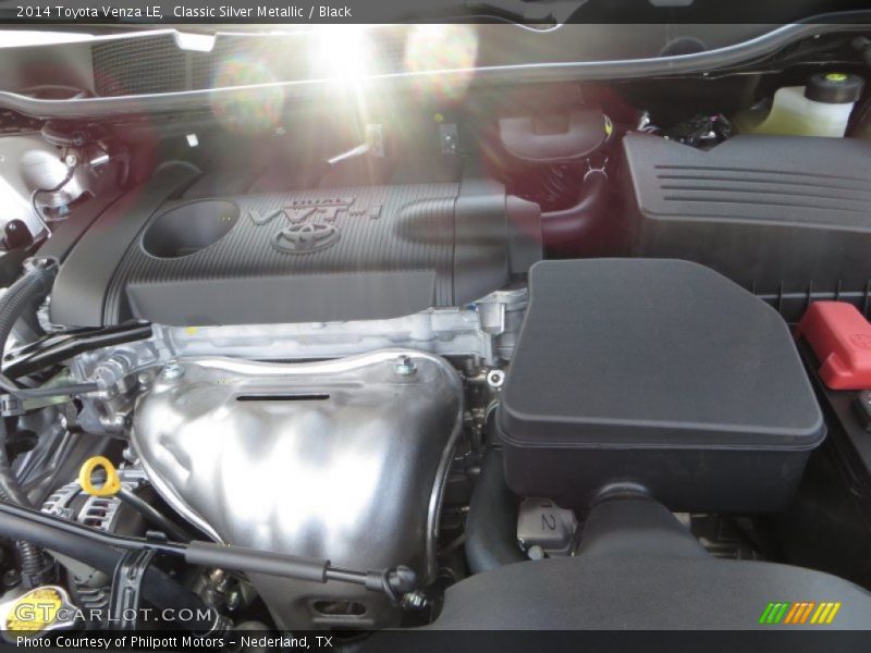 Classic Silver Metallic / Black 2014 Toyota Venza LE