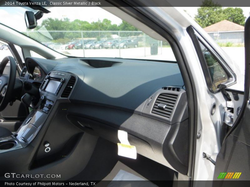 Classic Silver Metallic / Black 2014 Toyota Venza LE