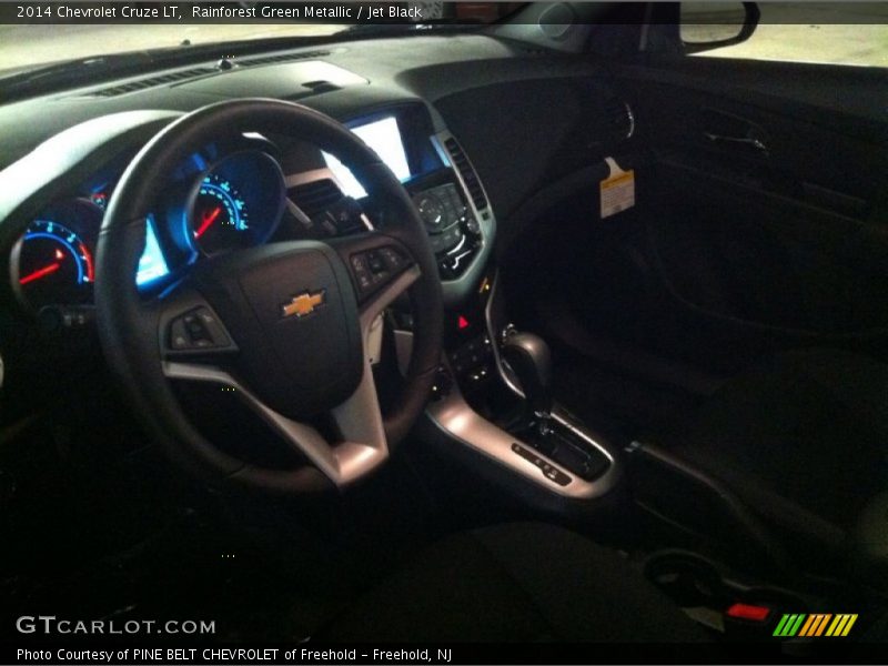 Rainforest Green Metallic / Jet Black 2014 Chevrolet Cruze LT