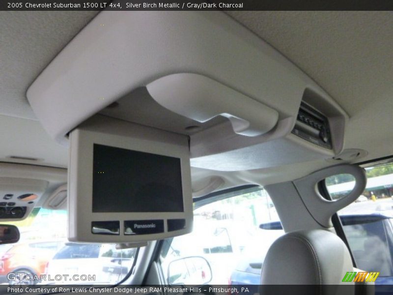 Silver Birch Metallic / Gray/Dark Charcoal 2005 Chevrolet Suburban 1500 LT 4x4