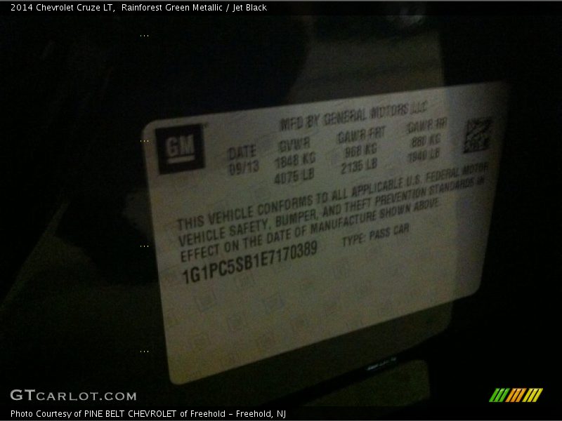 Rainforest Green Metallic / Jet Black 2014 Chevrolet Cruze LT