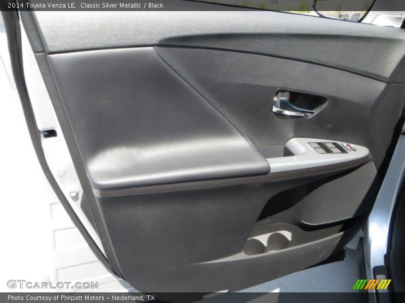 Classic Silver Metallic / Black 2014 Toyota Venza LE
