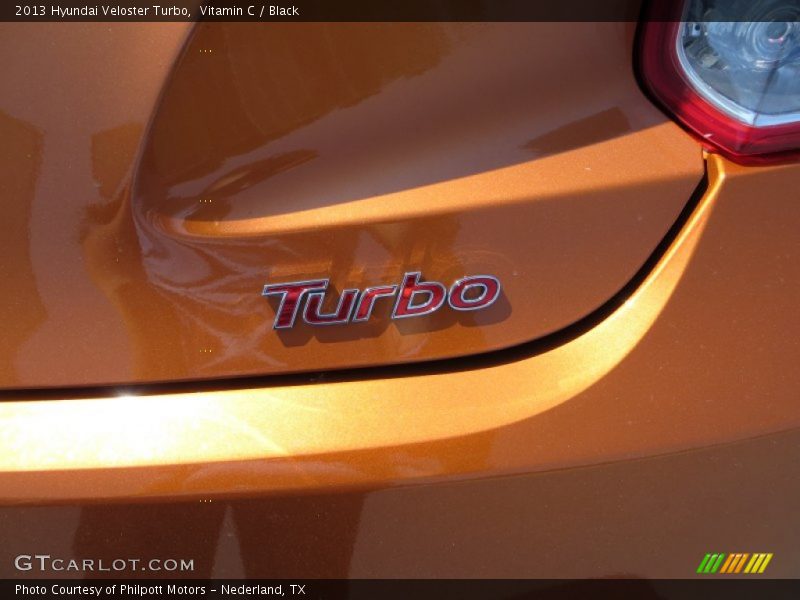 Vitamin C / Black 2013 Hyundai Veloster Turbo
