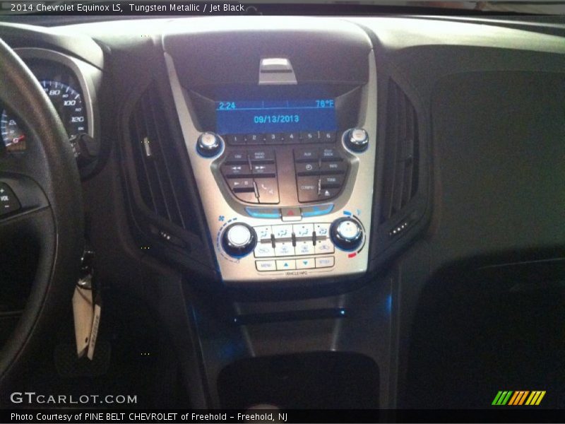 Tungsten Metallic / Jet Black 2014 Chevrolet Equinox LS