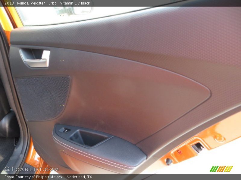 Vitamin C / Black 2013 Hyundai Veloster Turbo