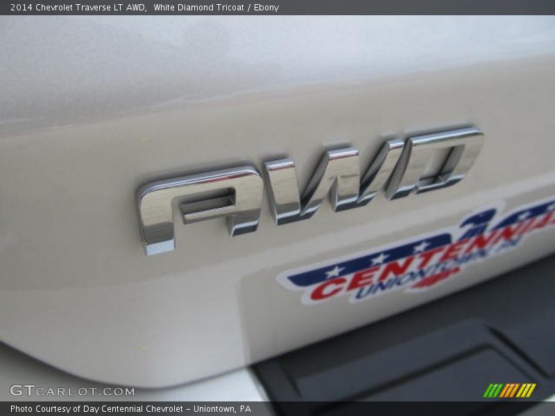 White Diamond Tricoat / Ebony 2014 Chevrolet Traverse LT AWD