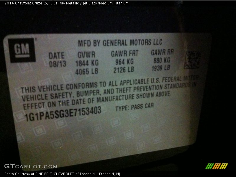 Blue Ray Metallic / Jet Black/Medium Titanium 2014 Chevrolet Cruze LS