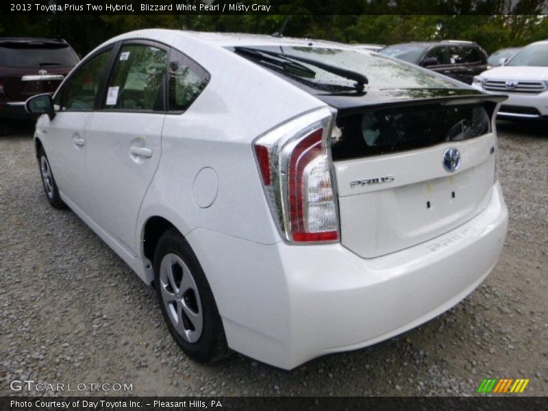Blizzard White Pearl / Misty Gray 2013 Toyota Prius Two Hybrid