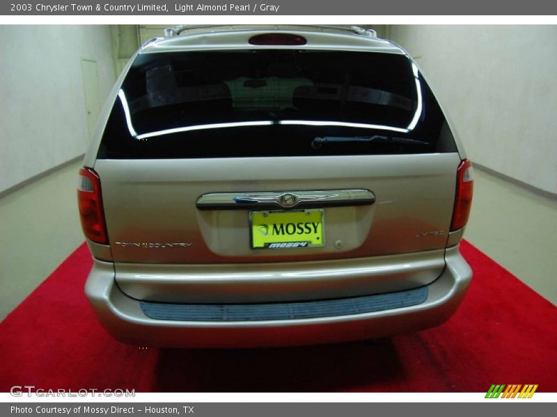 Light Almond Pearl / Gray 2003 Chrysler Town & Country Limited
