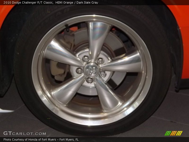  2010 Challenger R/T Classic Wheel