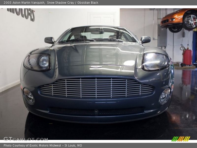 Snow Shadow Gray / Obsidian Black 2003 Aston Martin Vanquish