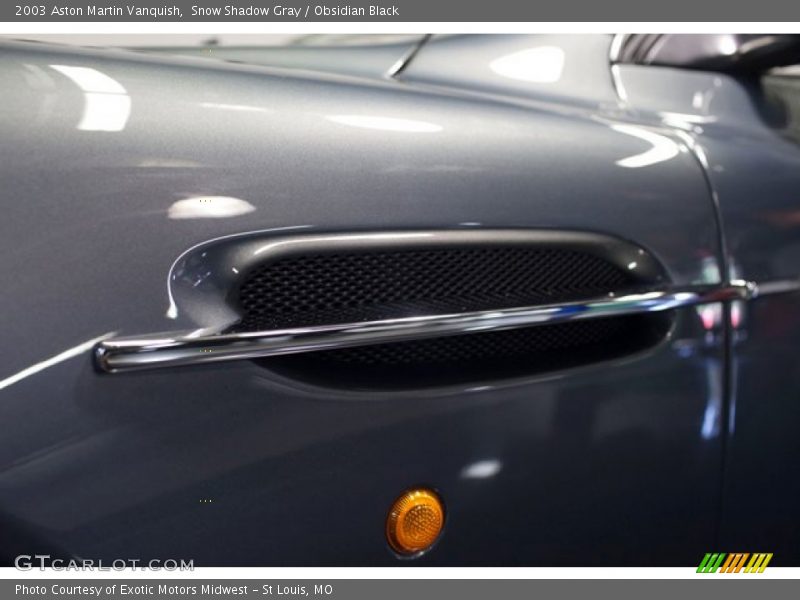 Snow Shadow Gray / Obsidian Black 2003 Aston Martin Vanquish