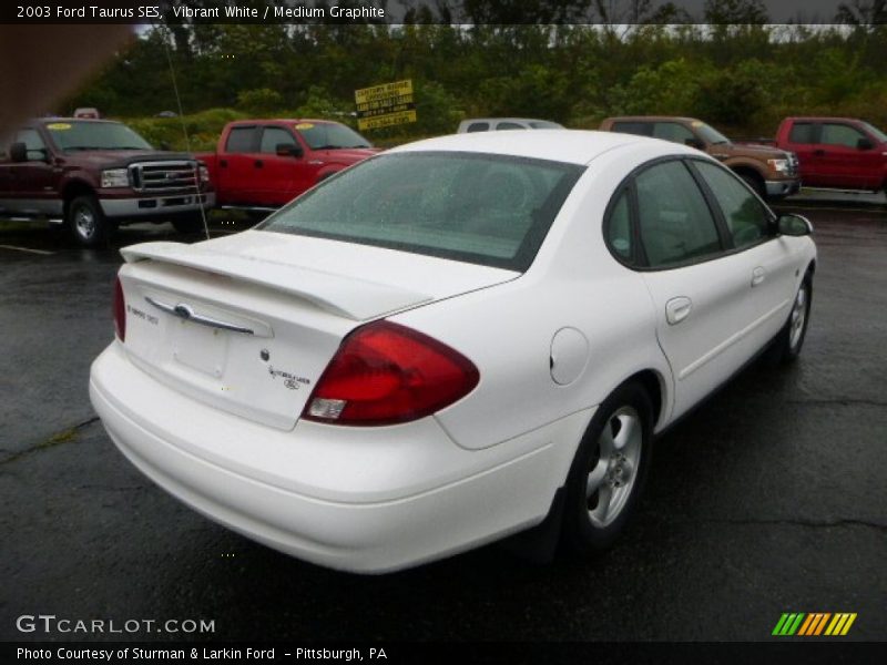 Vibrant White / Medium Graphite 2003 Ford Taurus SES