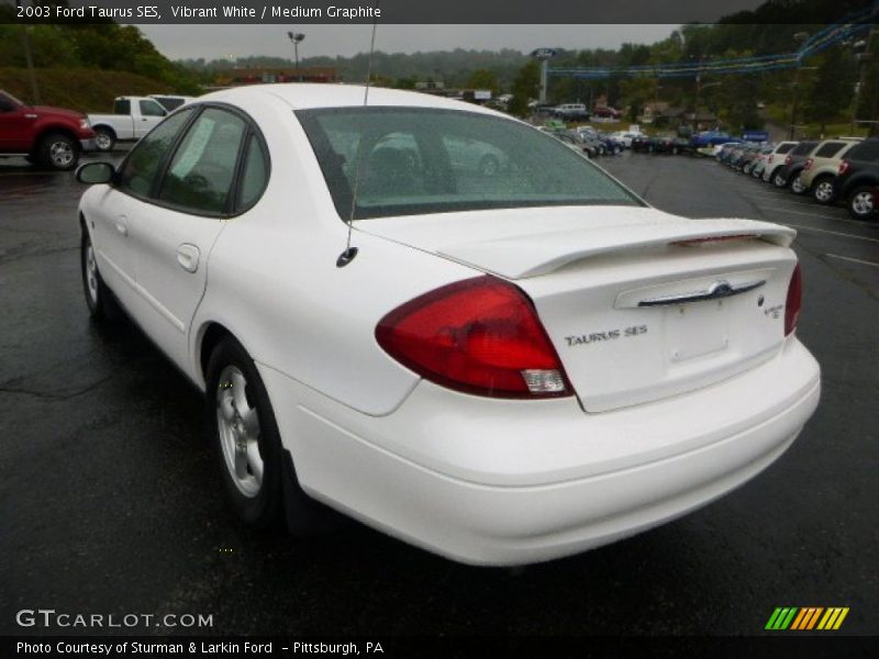Vibrant White / Medium Graphite 2003 Ford Taurus SES