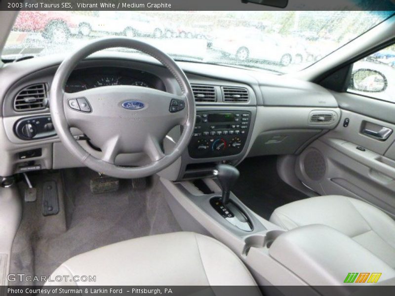 Vibrant White / Medium Graphite 2003 Ford Taurus SES