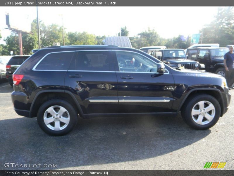 Blackberry Pearl / Black 2011 Jeep Grand Cherokee Laredo 4x4