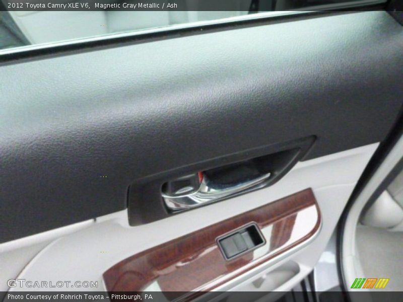 Magnetic Gray Metallic / Ash 2012 Toyota Camry XLE V6