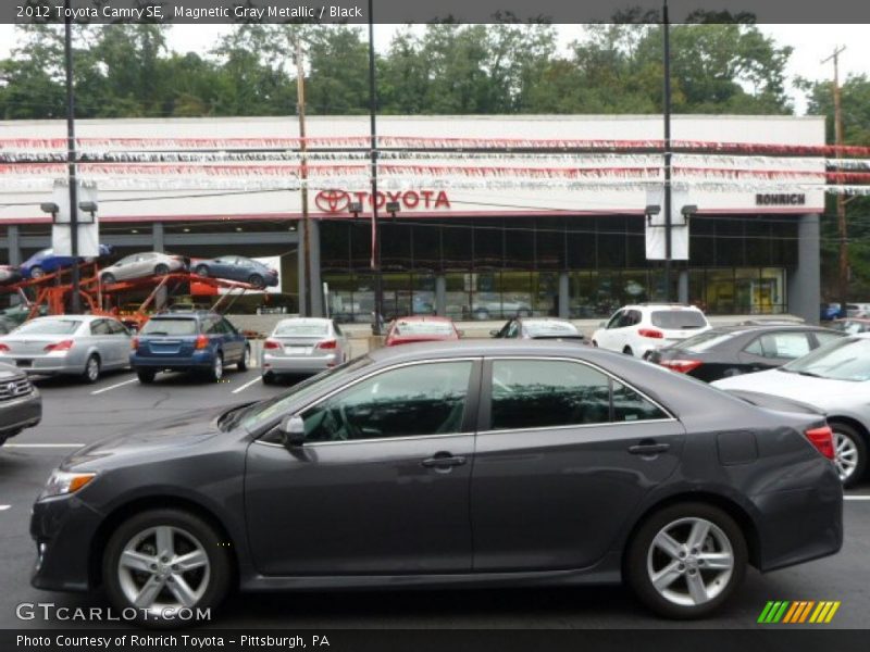 Magnetic Gray Metallic / Black 2012 Toyota Camry SE
