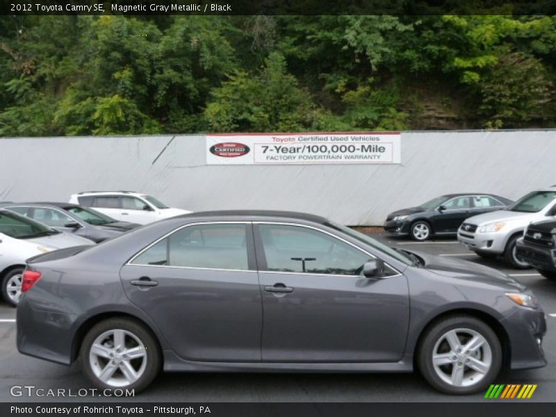 Magnetic Gray Metallic / Black 2012 Toyota Camry SE