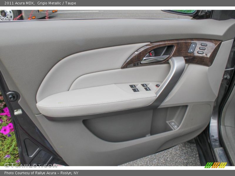 Grigio Metallic / Taupe 2011 Acura MDX