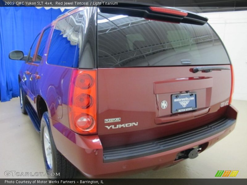 Red Jewel Tintcoat / Light Titanium 2009 GMC Yukon SLT 4x4