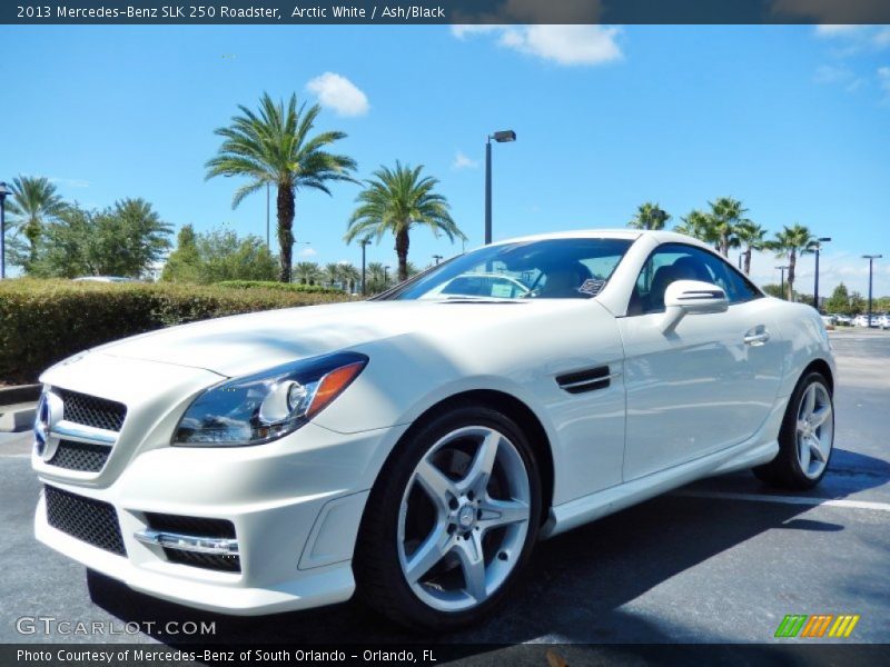 Front 3/4 View of 2013 SLK 250 Roadster