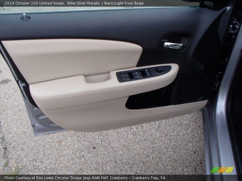 Door Panel of 2014 200 Limited Sedan