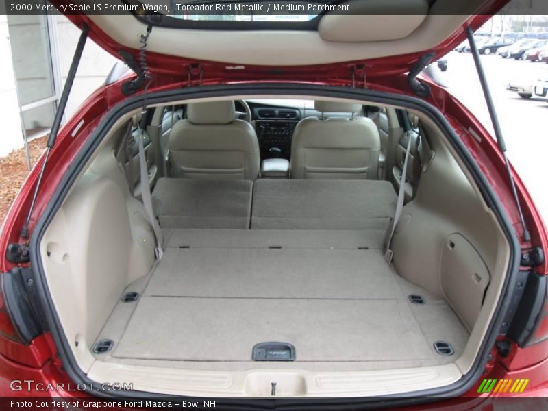 Toreador Red Metallic / Medium Parchment 2000 Mercury Sable LS Premium Wagon