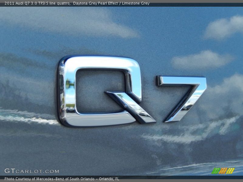 Daytona Grey Pearl Effect / Limestone Grey 2011 Audi Q7 3.0 TFSI S line quattro