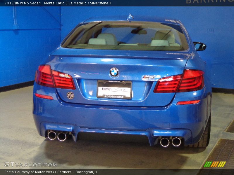 Monte Carlo Blue Metallic / Silverstone II 2013 BMW M5 Sedan