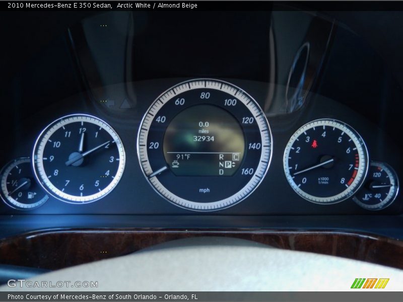 Arctic White / Almond Beige 2010 Mercedes-Benz E 350 Sedan