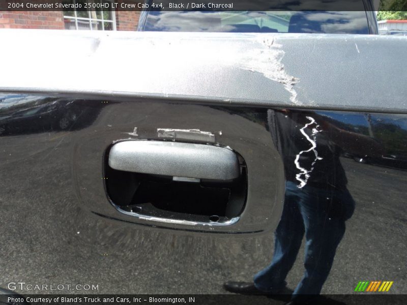 Black / Dark Charcoal 2004 Chevrolet Silverado 2500HD LT Crew Cab 4x4