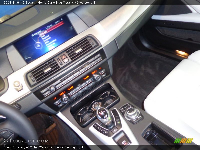 Monte Carlo Blue Metallic / Silverstone II 2013 BMW M5 Sedan